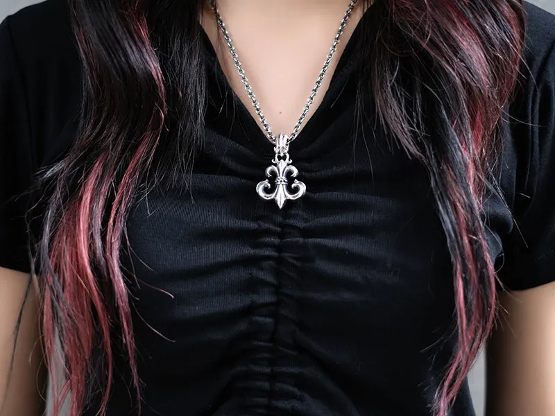 Classic Lily Top : Large Pendant