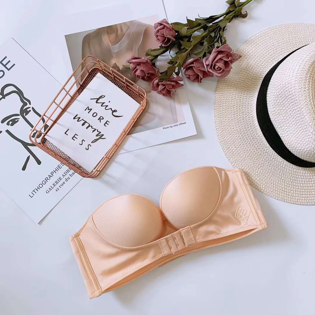 Invisible Bra With Strapless Front Buckle
