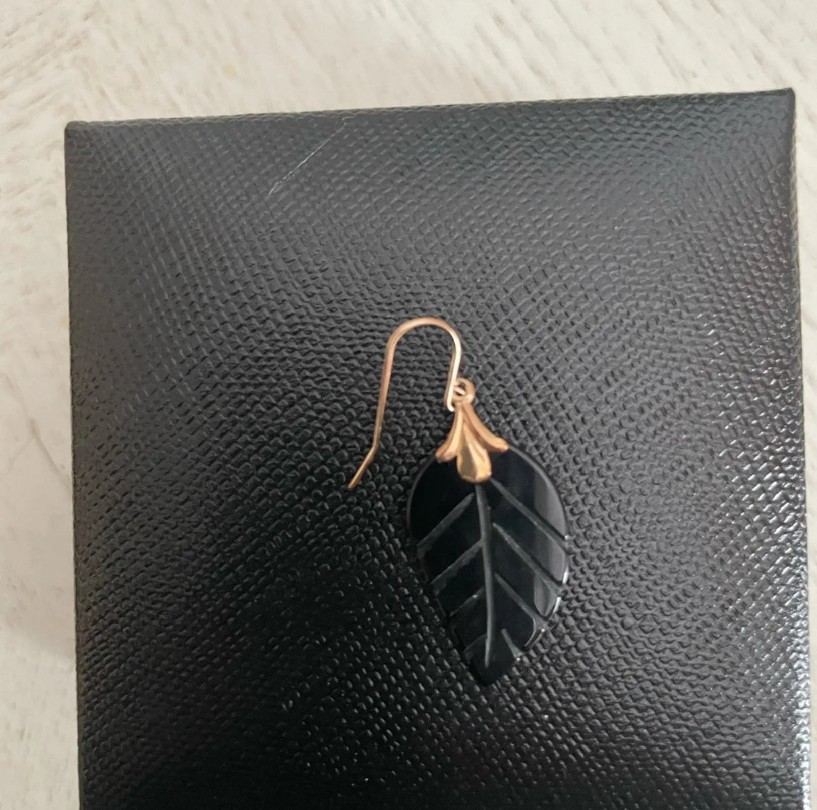 Leaf Earrings in 10k Gold