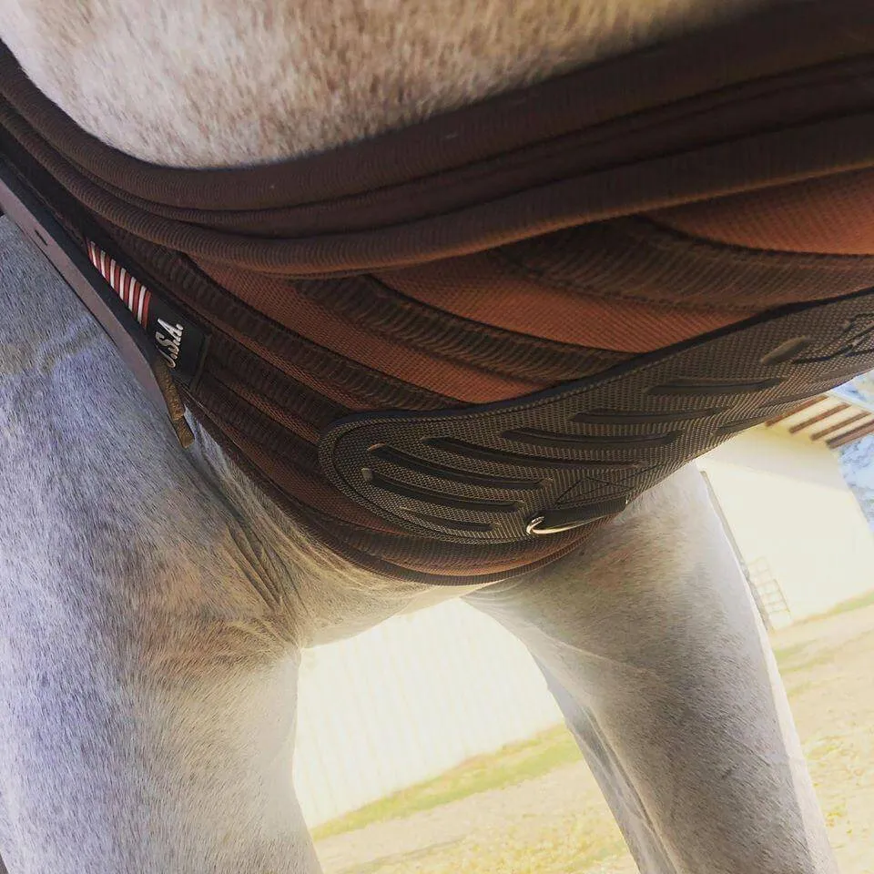 Majyk Equipe Ergonomics 'Superhorse' Monoflap Girth w/ Neoprene-Free Line