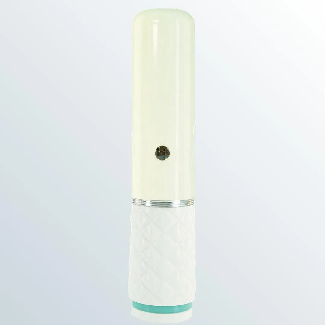 Pillow Talk Feisty Thrusting Vibrator - Teal